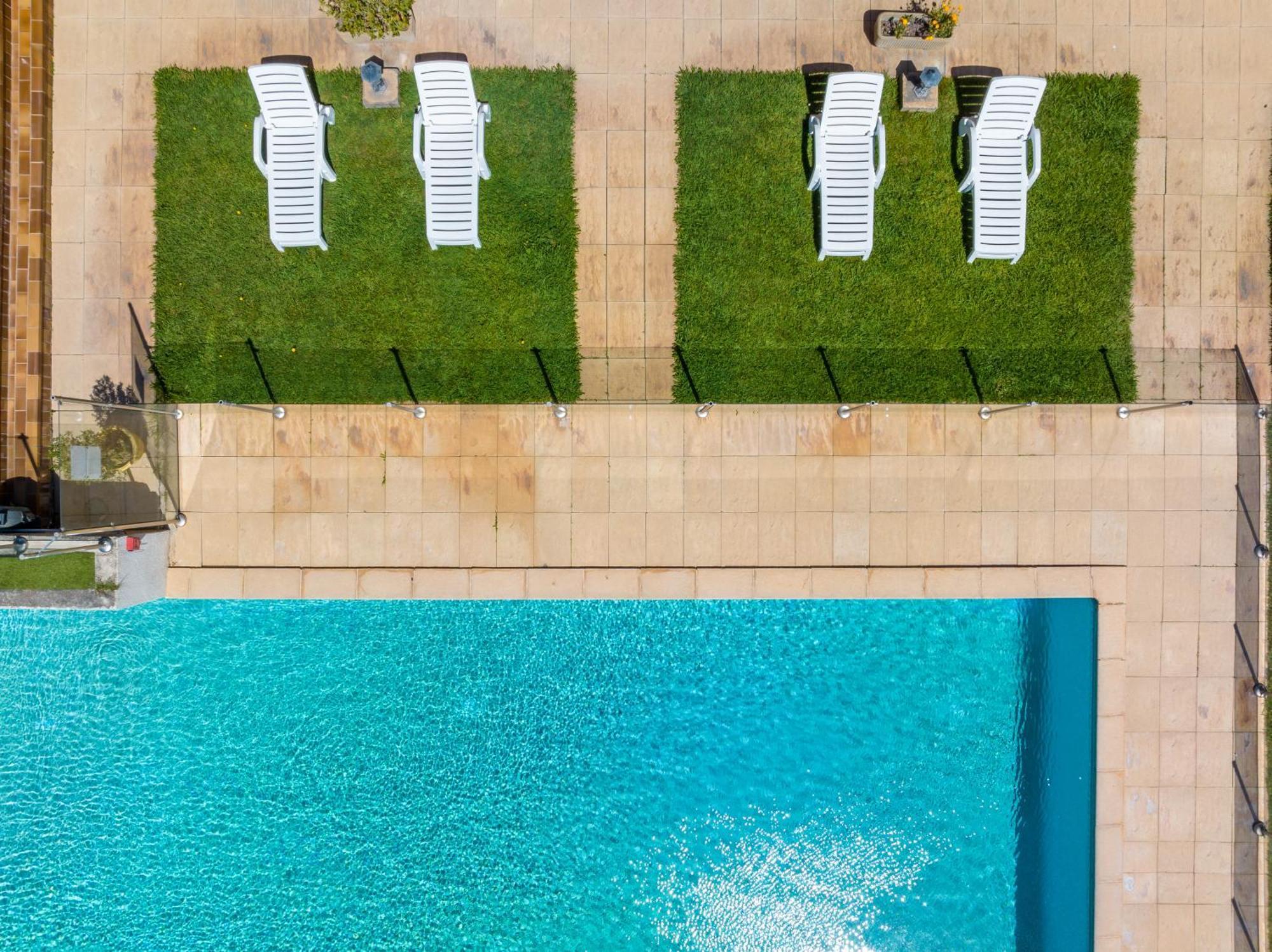 Noemys Toulon La Valette - Hotel Restaurant Avec Piscine Kültér fotó