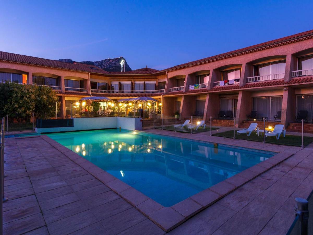 Noemys Toulon La Valette - Hotel Restaurant Avec Piscine Kültér fotó